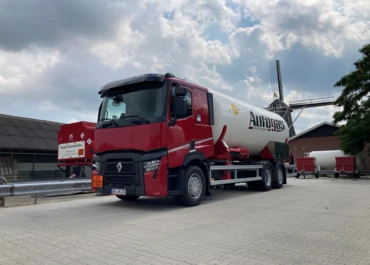 Renault Trucks T Heinen Brandstoffen