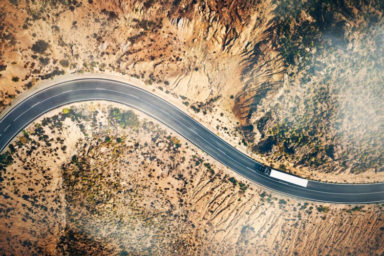 Paashuis-Volvo-FH16-Aero-13