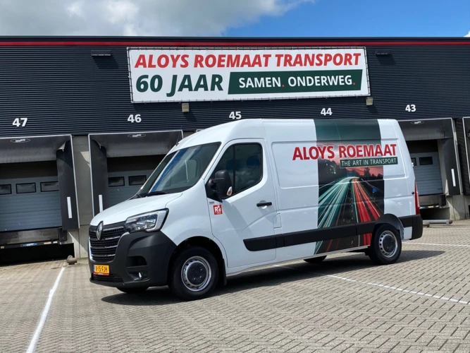 Renault Master Aloys Roemaat