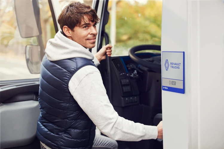 Paashuis-Renault-Trucks-2024-E-Tech-D-exterior-03