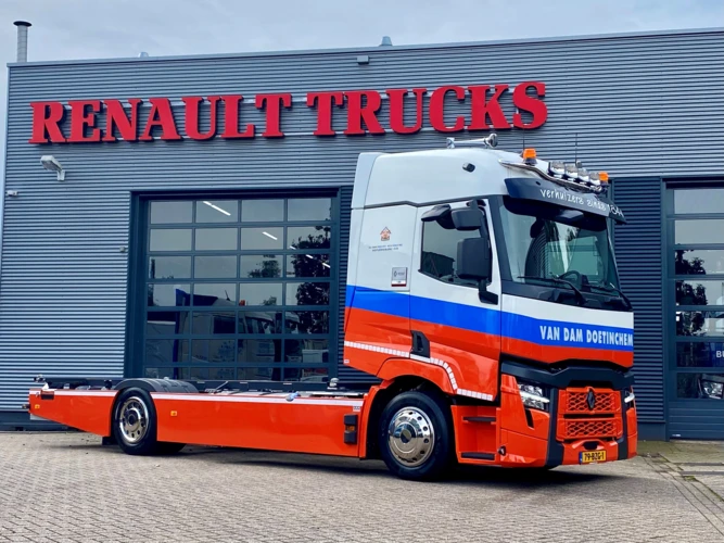 Renault Trucks Van Dam Doetinchem
