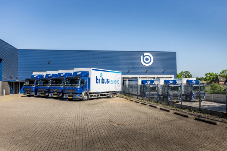 Volvo FM Volvo FL Bribus