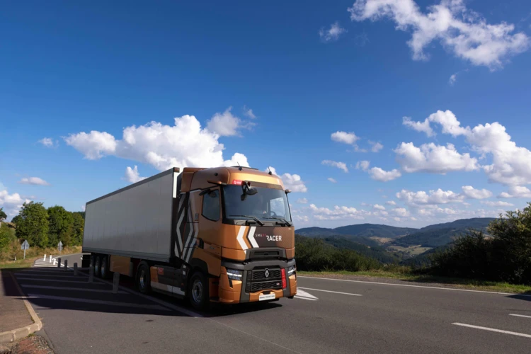 Renault Trucks Model Year 2025 Smart Racer driving