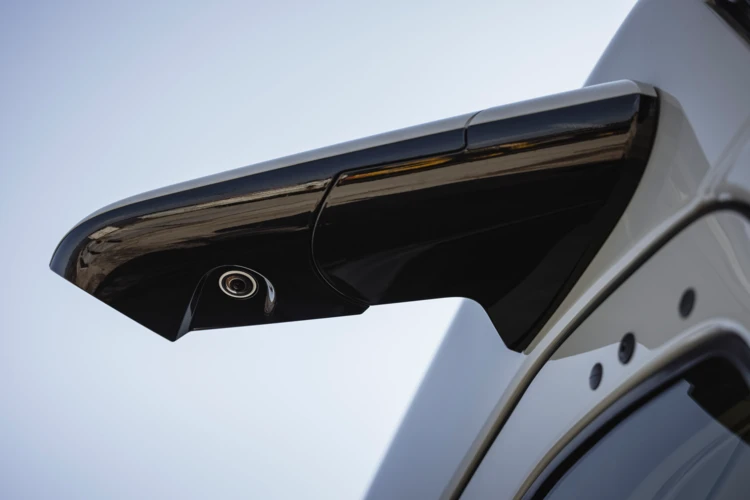 Paashuis-Volvo-Trucks-FMX-11